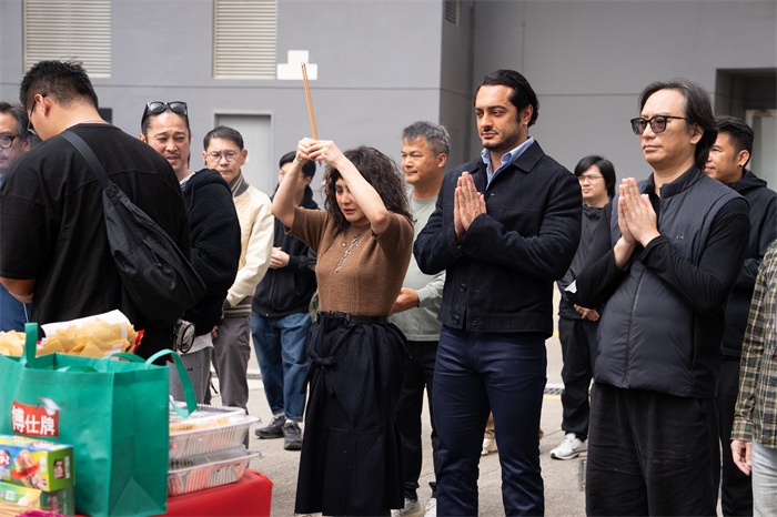 1762310988529435.jpg 1105_48.jpg